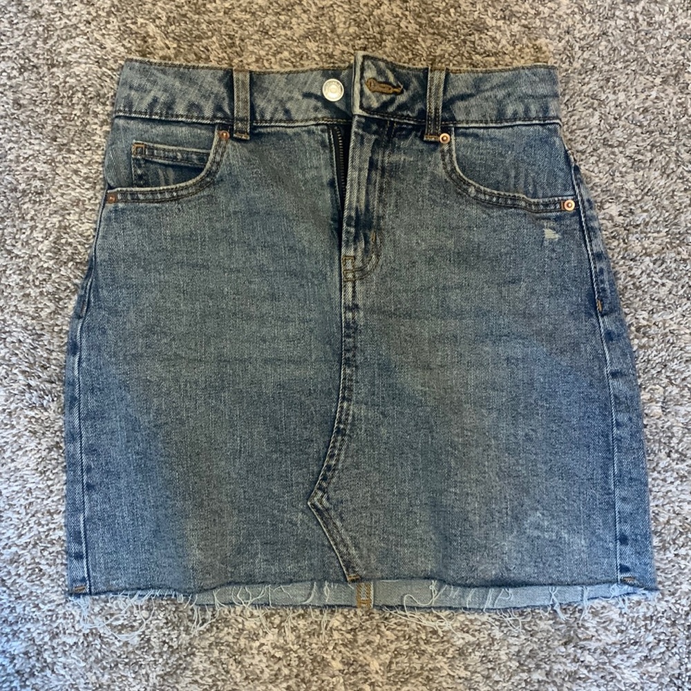 Wild Fable lightly frayed jean skirt